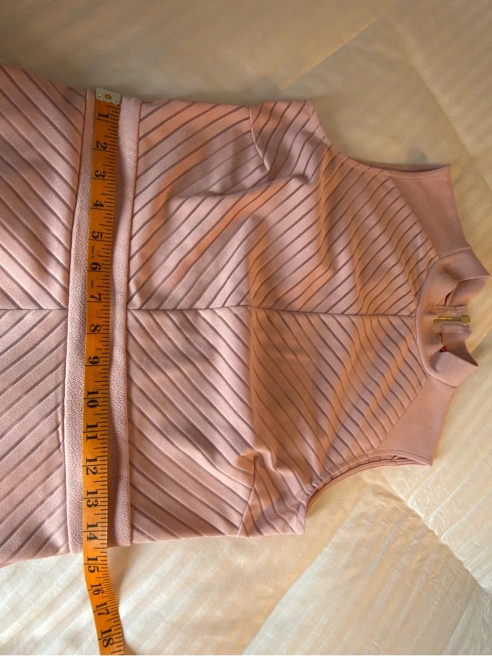 Guess Sleeveless Midi Dress - White & Dusty Rose Fit Small* - Picture 9 of 10